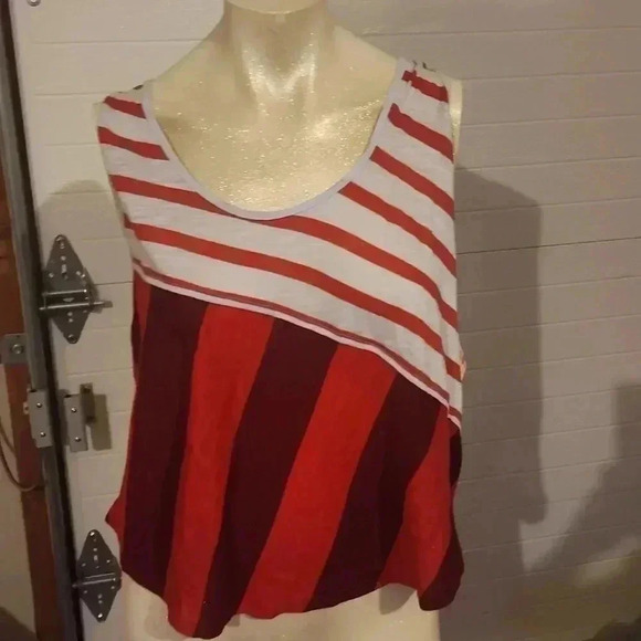 FREE PEOPLE WATERMELON WEDGE TOP - Picture 2 of 5